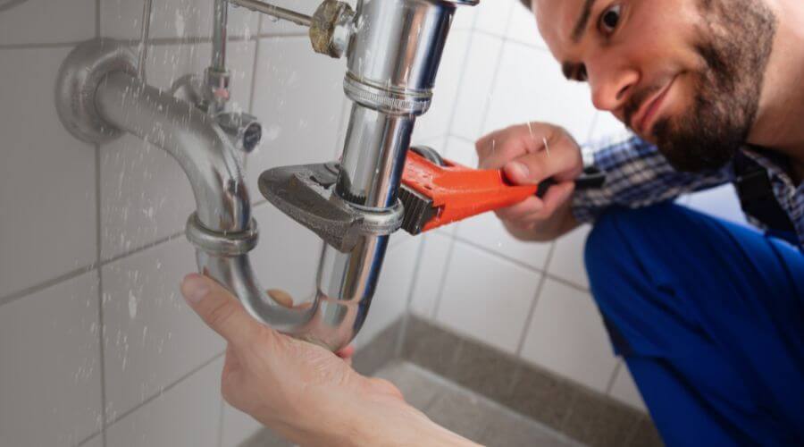 Professional same day plumber services in Port Neches, TX
